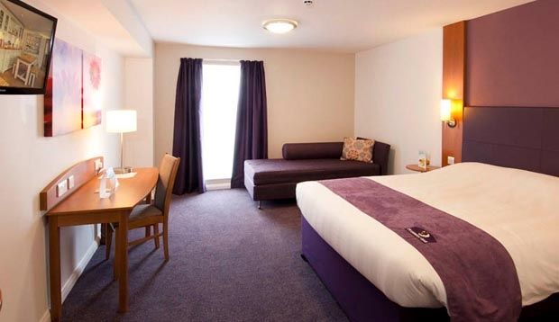 Premier Inn London Дагенъм Екстериор снимка